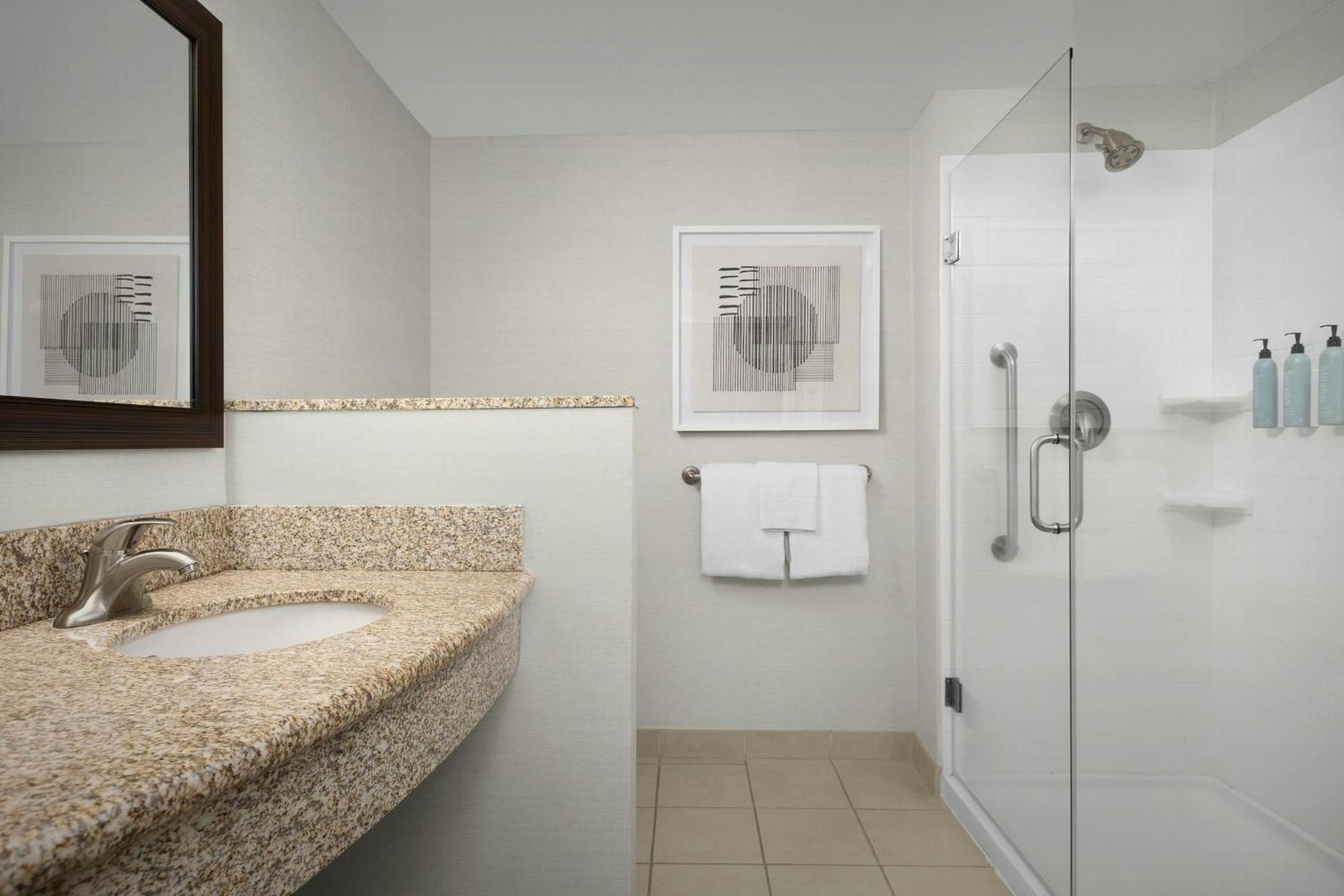 Hotel Courtyard By Marriott Salisbury Extérieur photo